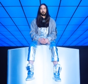 Steve Aoki